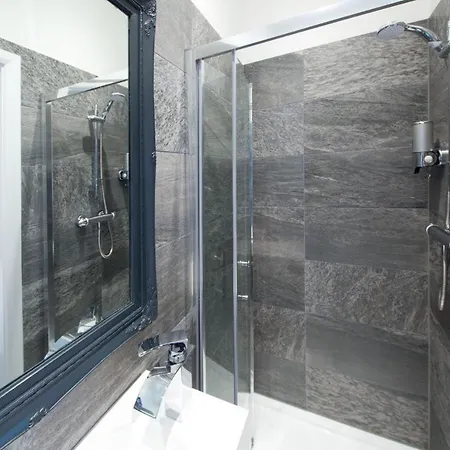 Blackbird Luxury Apartments Room 1 Blackpool Exterior photo